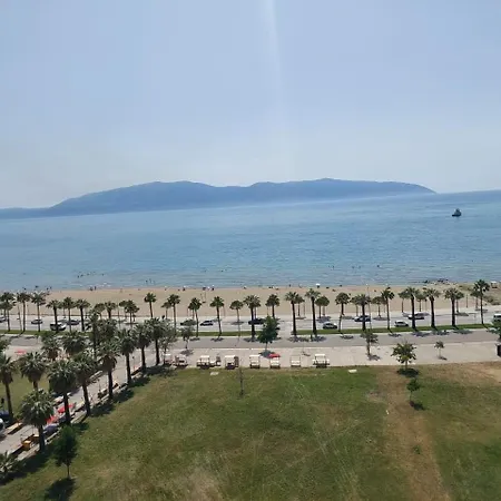 Lungomare Viewpoint Apartment Vlore Exterior photo